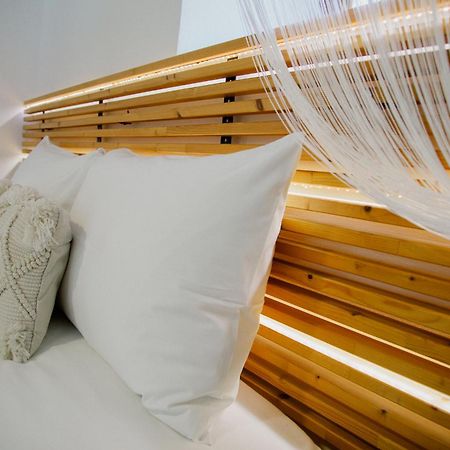 الشقق الفندقية Corinthفي  Iris Garden Retreat المظهر الخارجي الصورة