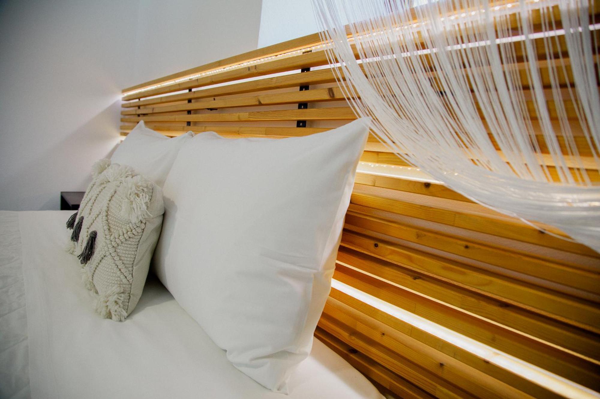 الشقق الفندقية Corinthفي  Iris Garden Retreat المظهر الخارجي الصورة
